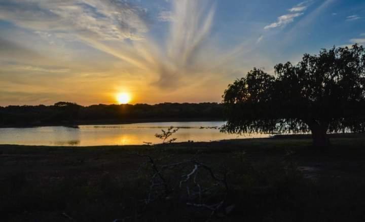 Lake Face Cabana ทิซซามาฮารามา ภายนอก รูปภาพ